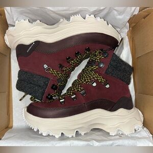 Sorel boots KINETIC"™ BREAKTHRU CONQUEST *Brand new*